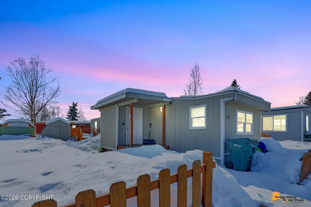 1200 W Dimond Blvd #211