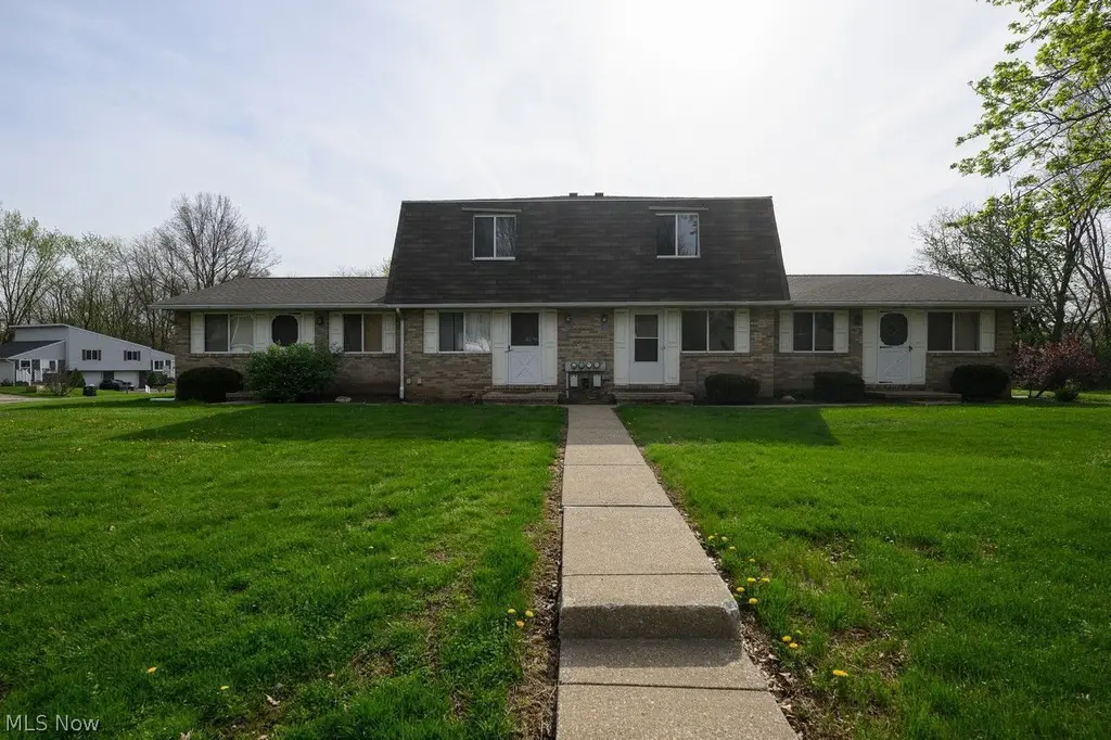 320 Harding Ave NW