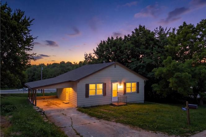 19860 E Elm St