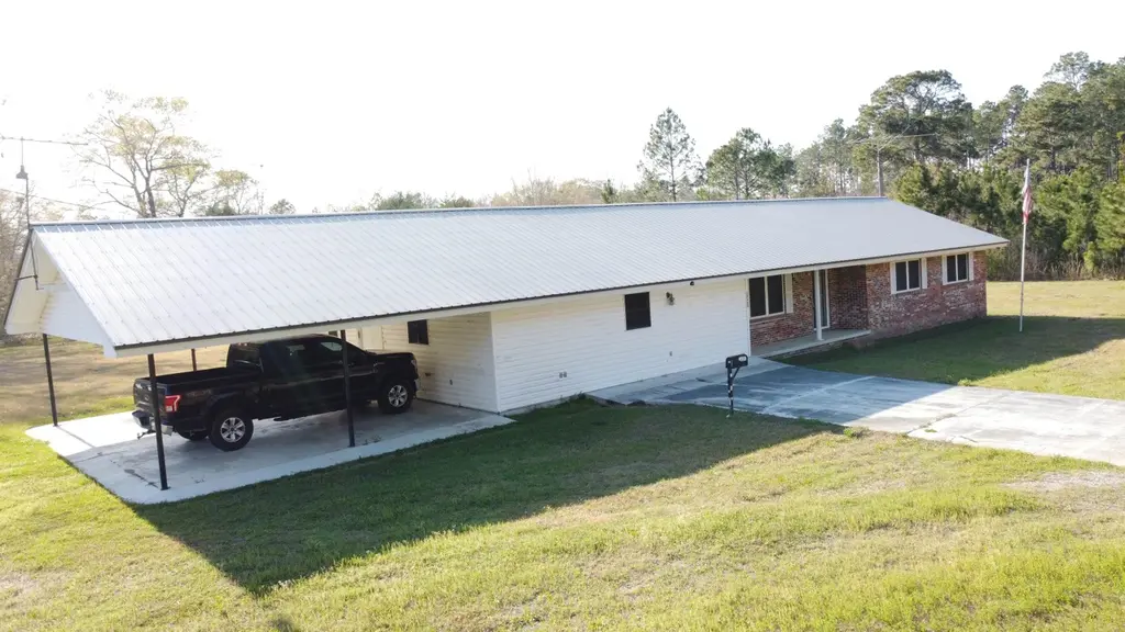 18365 Hwy 52