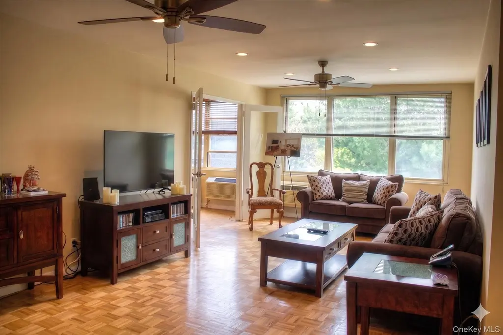 12 Old Mamaroneck Rd Unit 7K