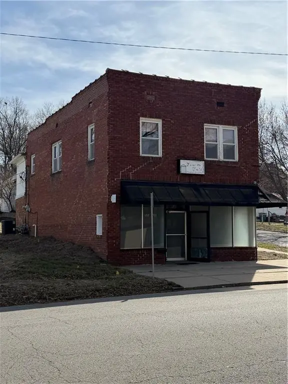 3002 Lafayette St
