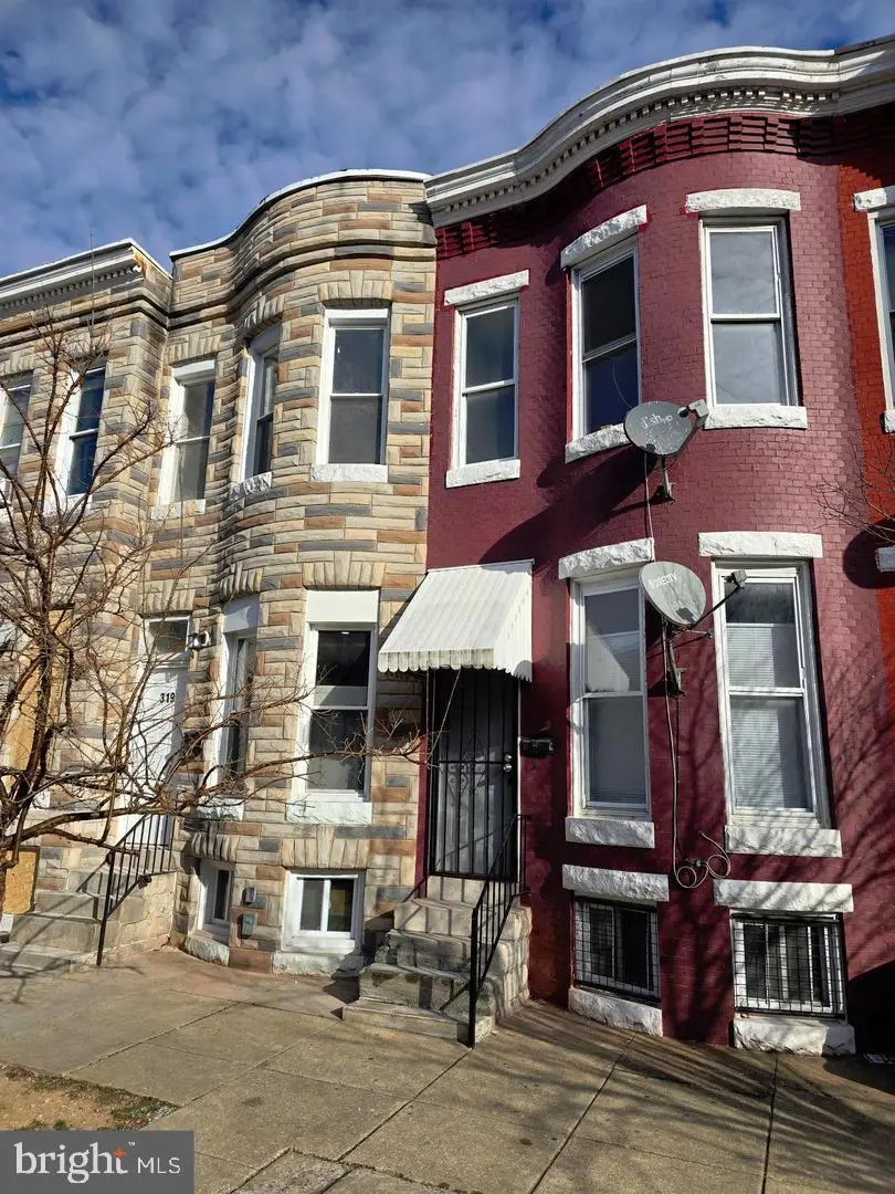 321 S Mount St S