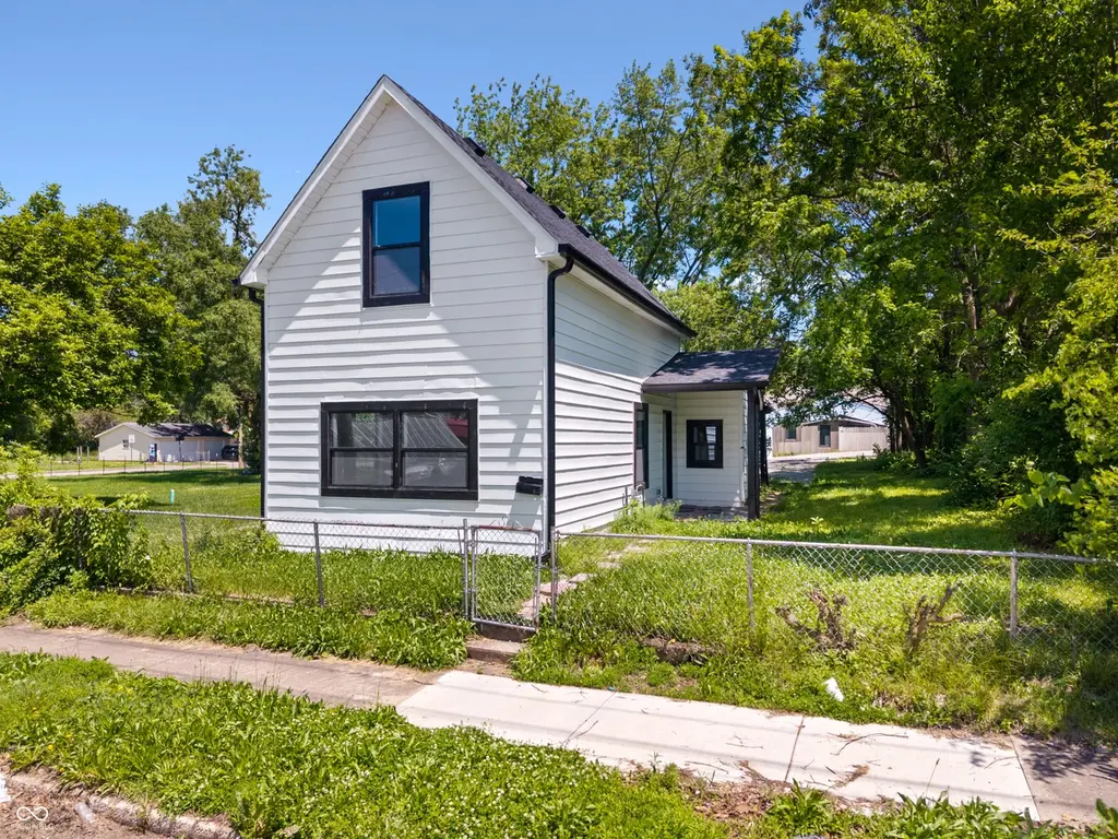 1512 Locust St