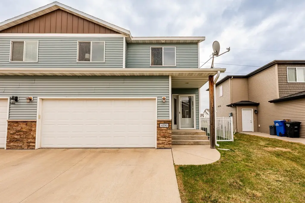 4290 Estate Dr S