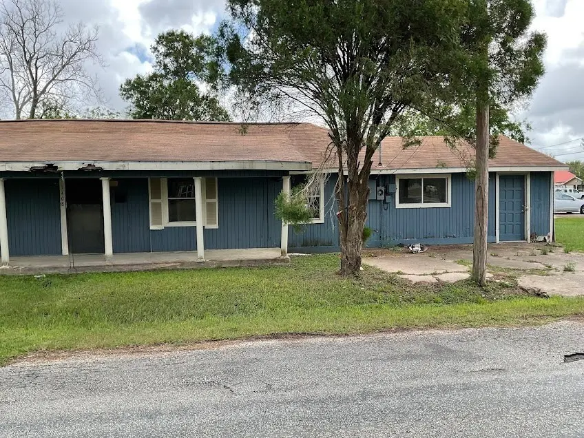 1408 Austin St