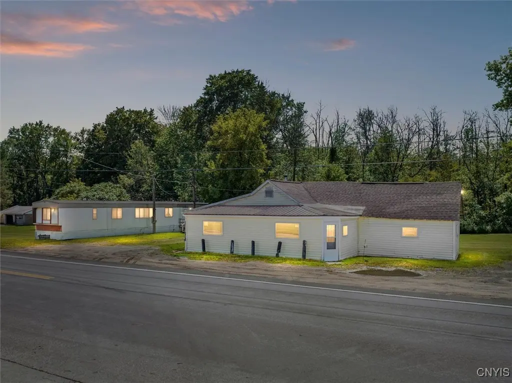 8460 Old River Rd