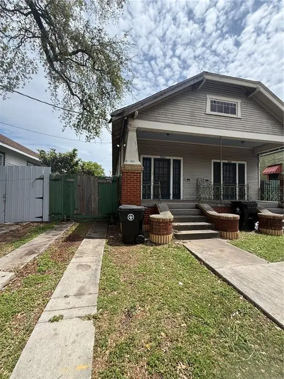 1831 33 Elysian Fields Ave