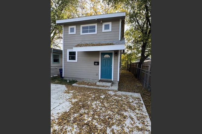 506 Elvira St