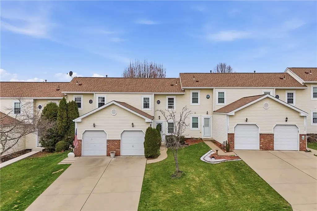 1406 Lexington Dr