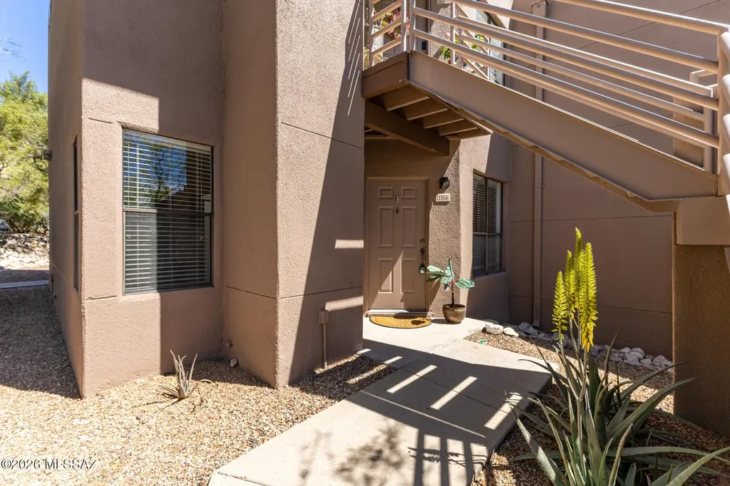6655 N Canyon Crest Dr #11166