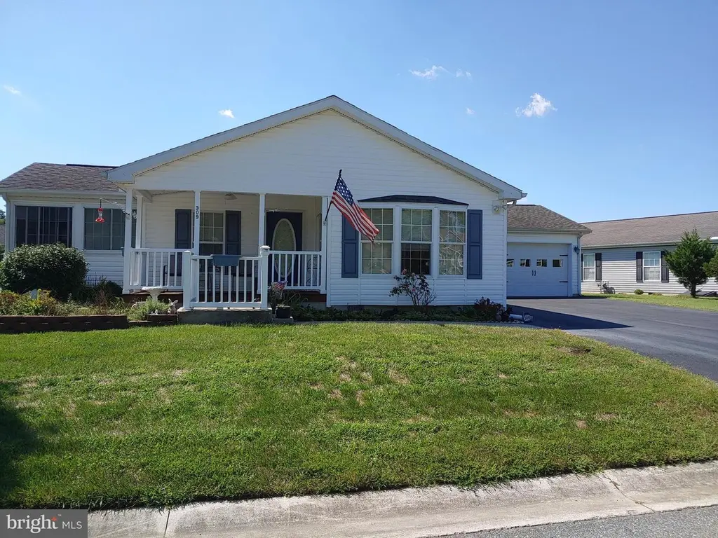309 Persimmon Cir W #309