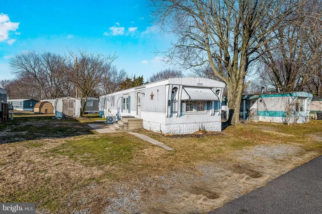 1131 S Bay Rd #20