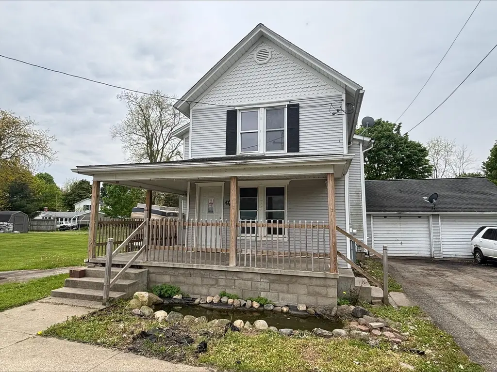 245 Monroe St