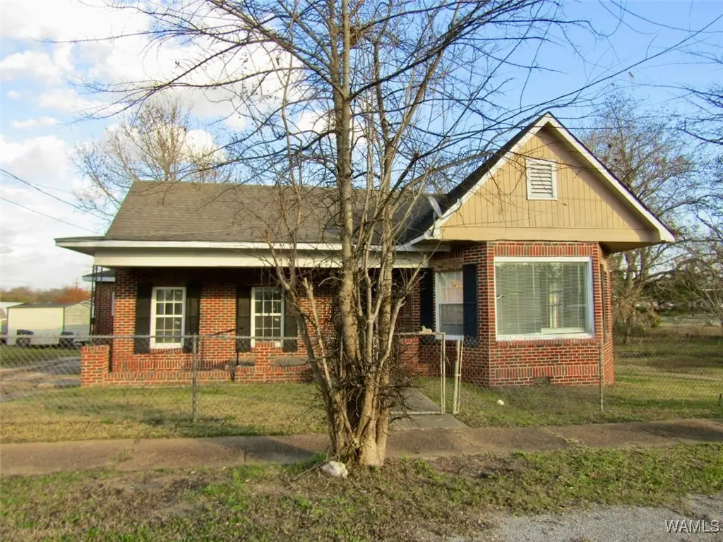 205 S Ash Ave