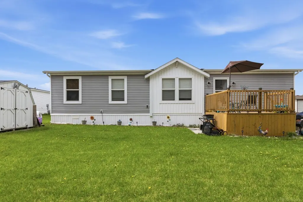 1401 Juniper Ct