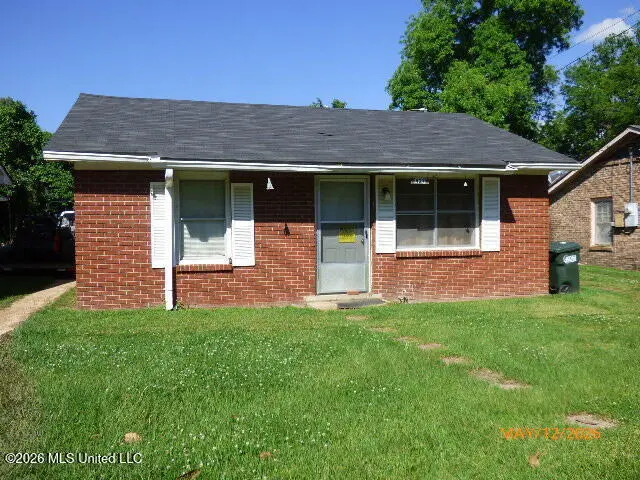 427 College St