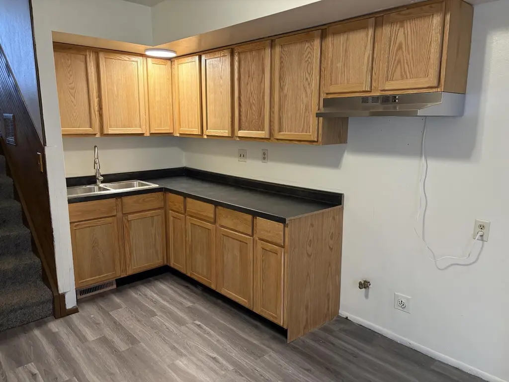 9011 N Swan Rd Unit M