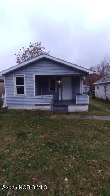 2433 Paradise Ave