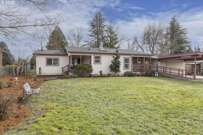 655 NE Burnett Rd #9