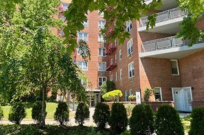 15105 Cross Island Pkwy Unit 1D