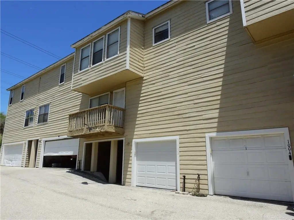 4401 River Valley Dr #1003
