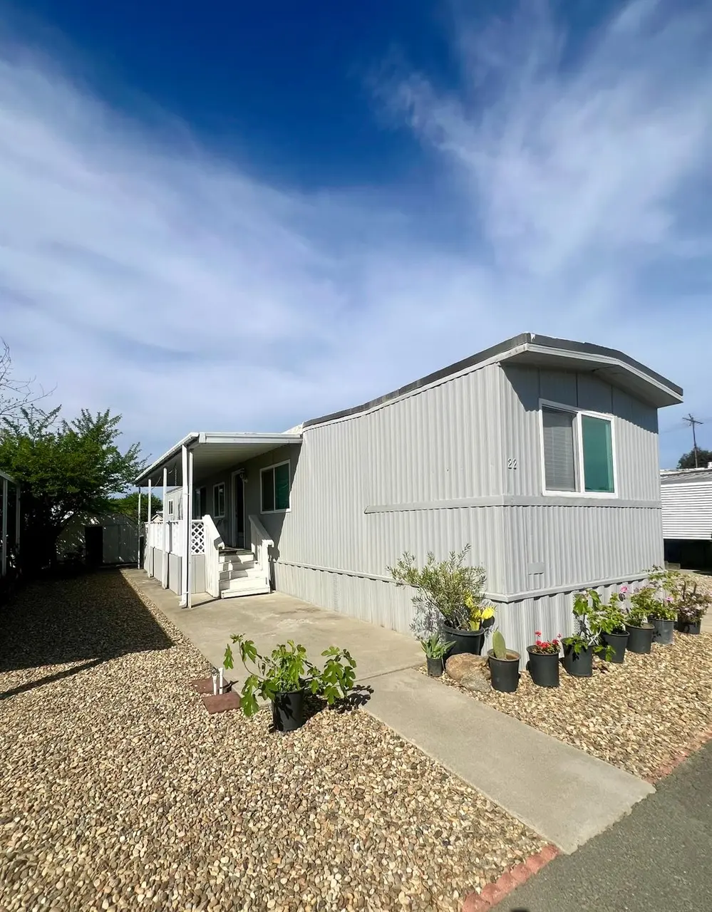 605 Pringle Ave #22