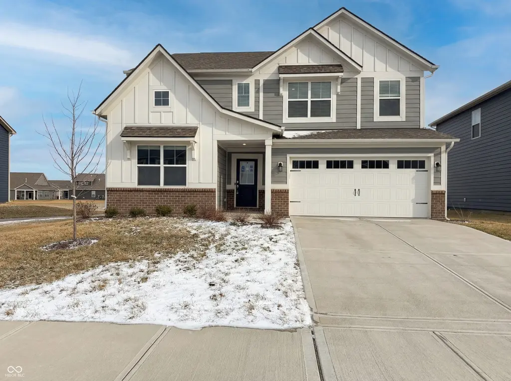 8691 Laurelton Pl