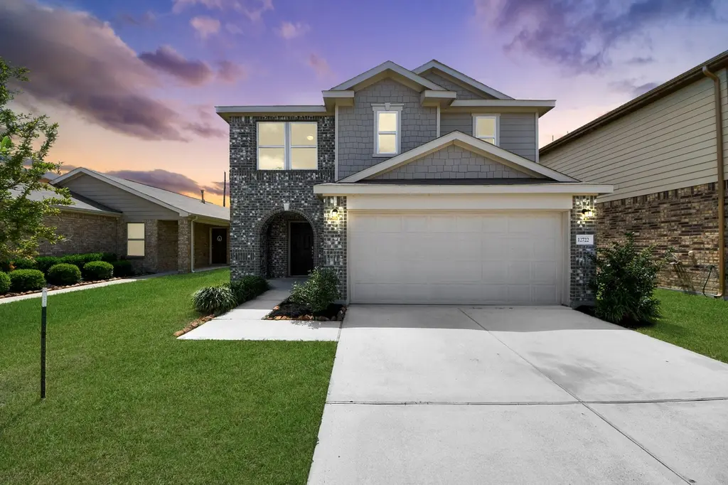12722 Camellia Glade Ln