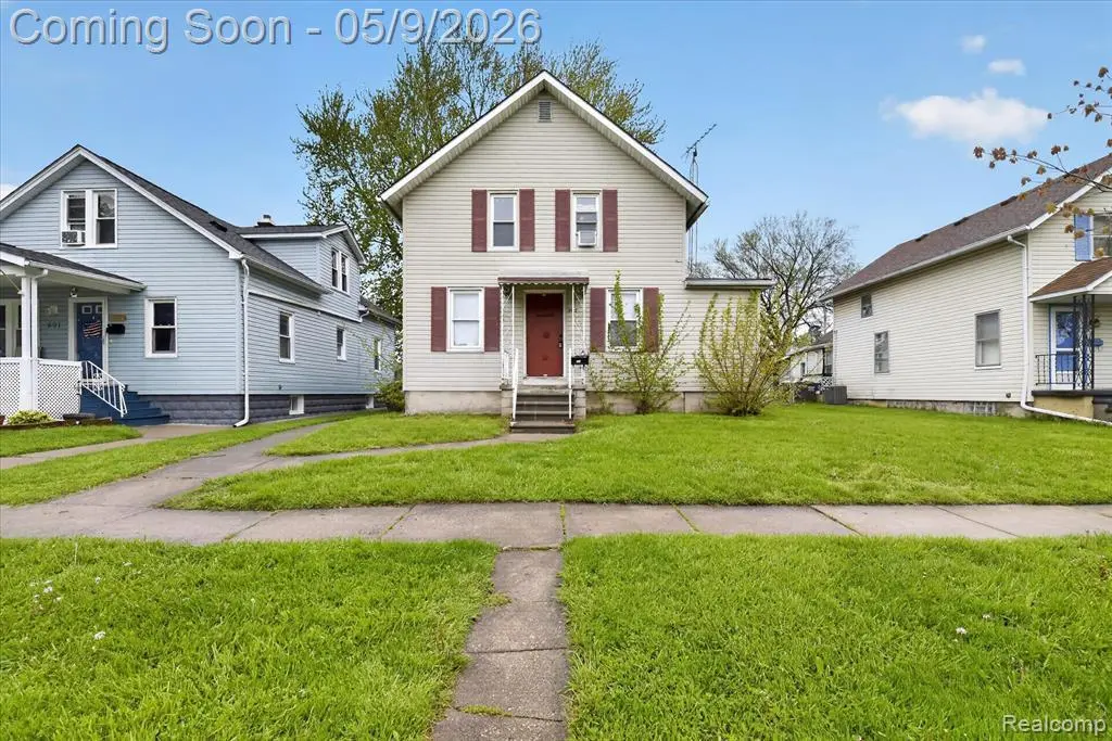 503 E 2nd St