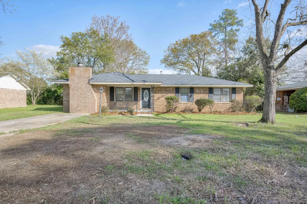 216 Weldon Rd