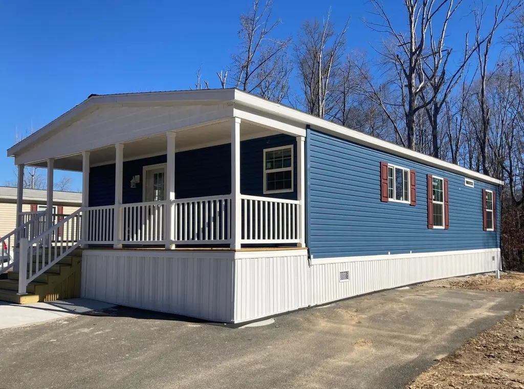162 Northwoods Dr #162