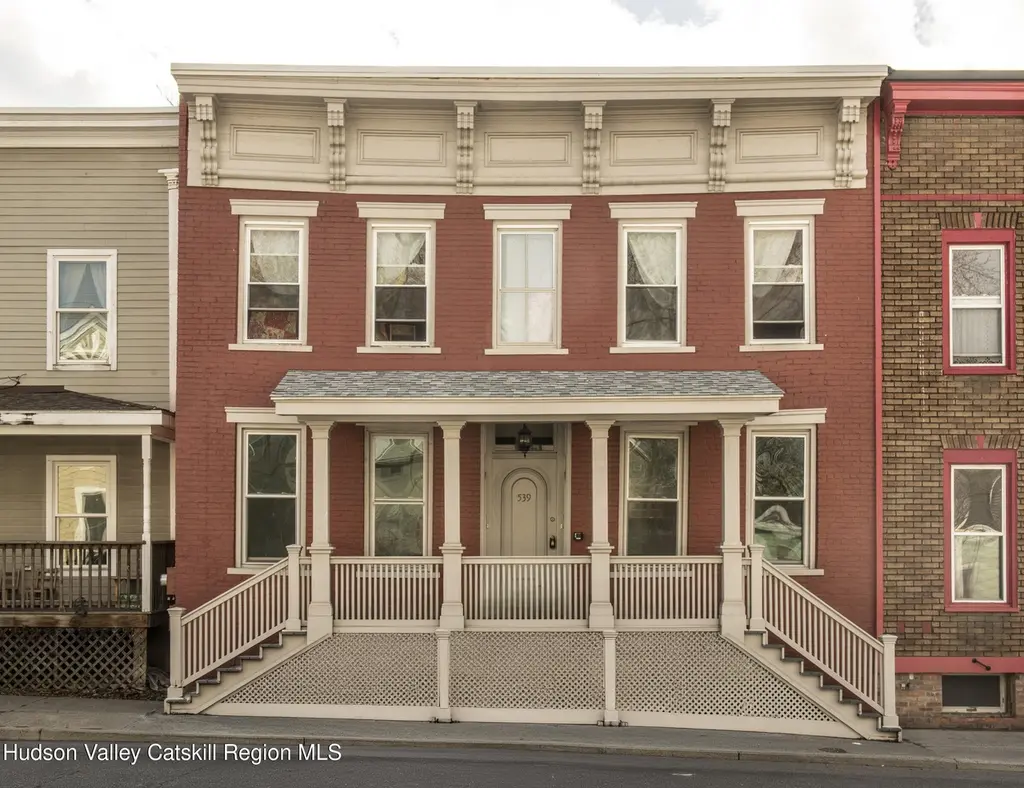 539 State St