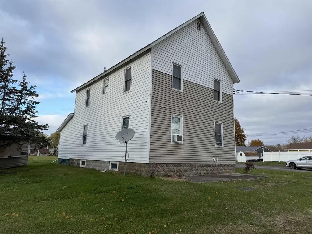 124 West Hatfield St