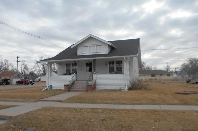 308 E Kimball St