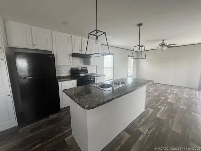 3357 W Mayaguana Ln