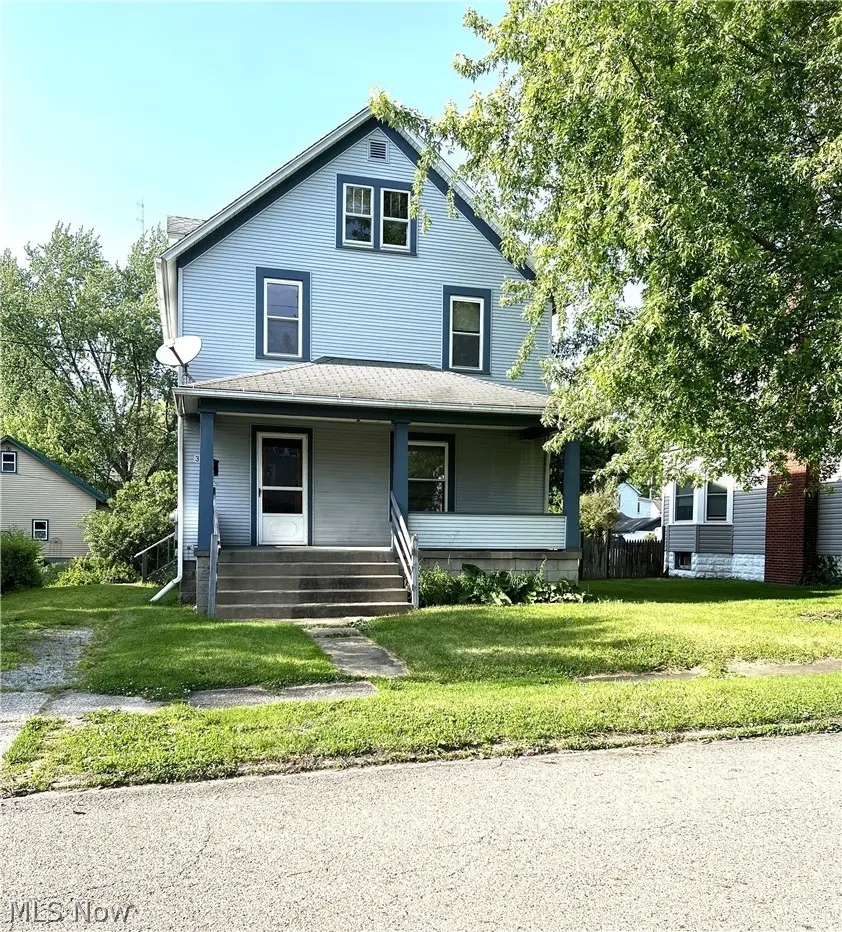 338 E Martin St