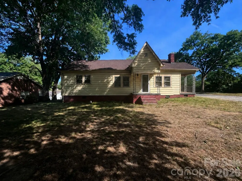 402 Easy St