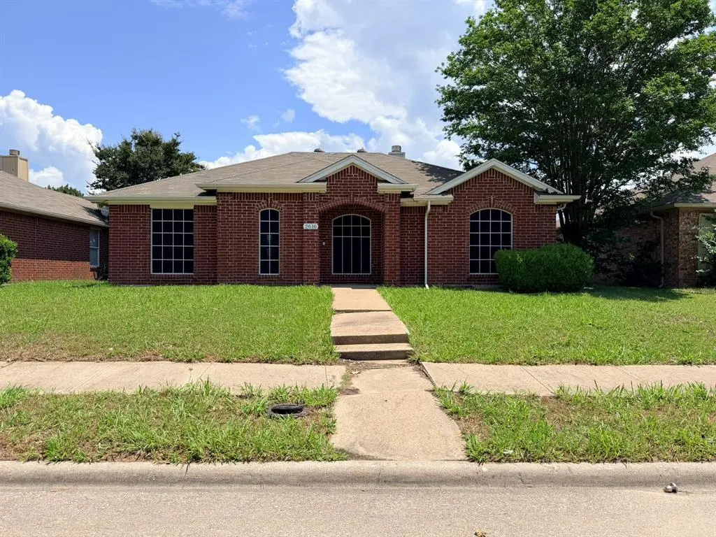 2616 Helen Ln