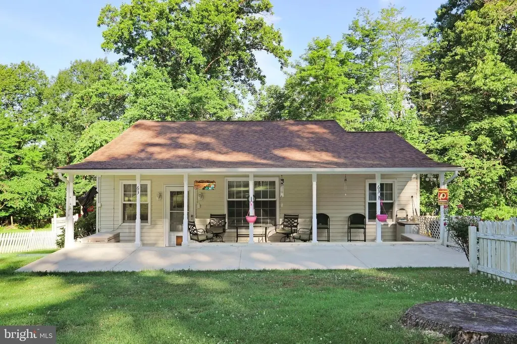 63 Great Oak Ln