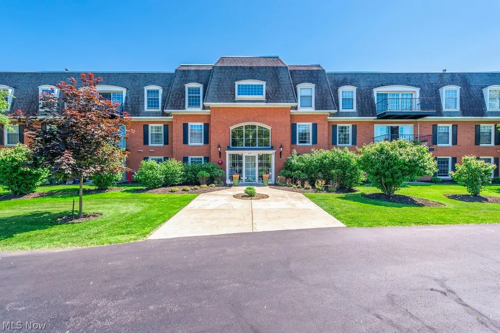 22701 Center Ridge Rd #314