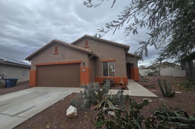 34463 S Corral Dr