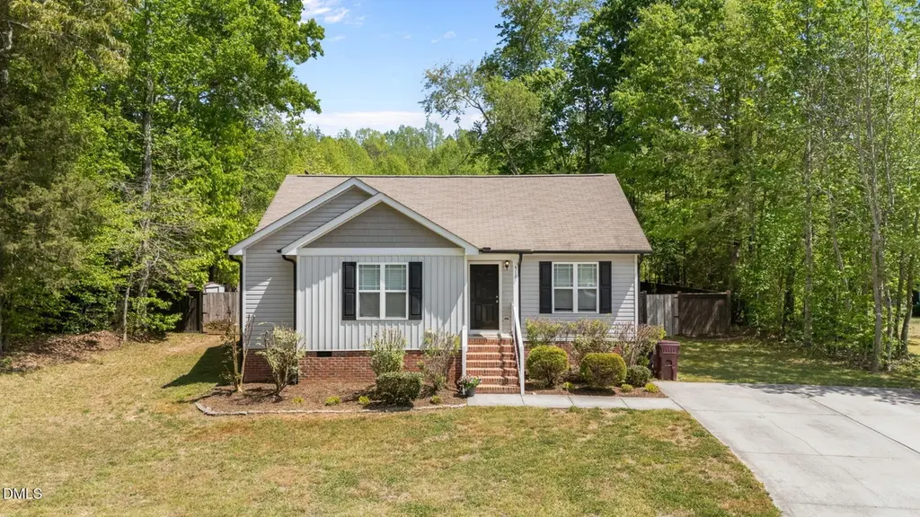 512 Bragg Ln
