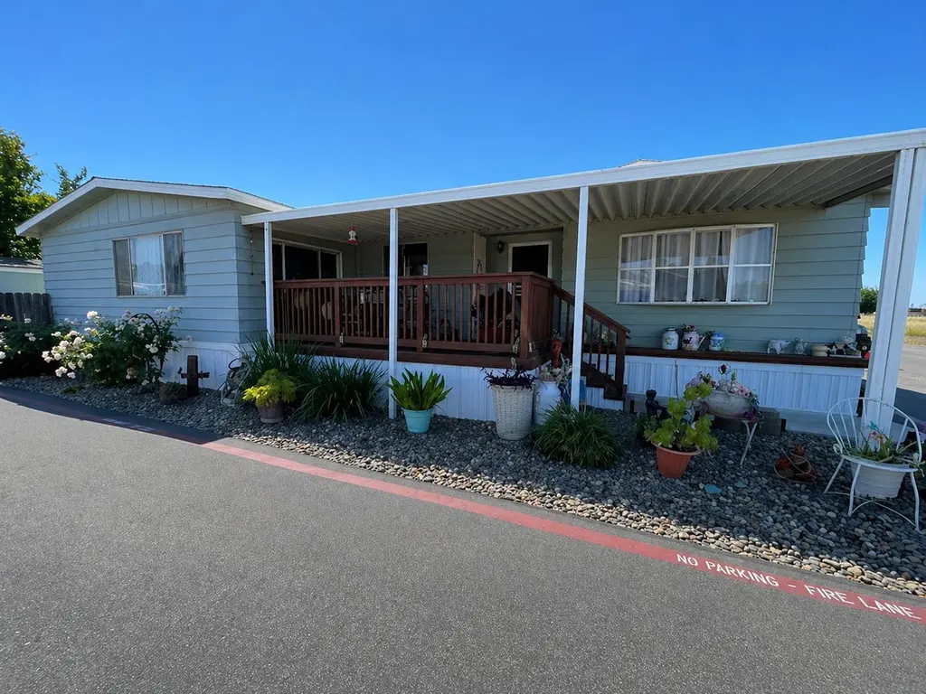 8200 Jantzen Rd #228