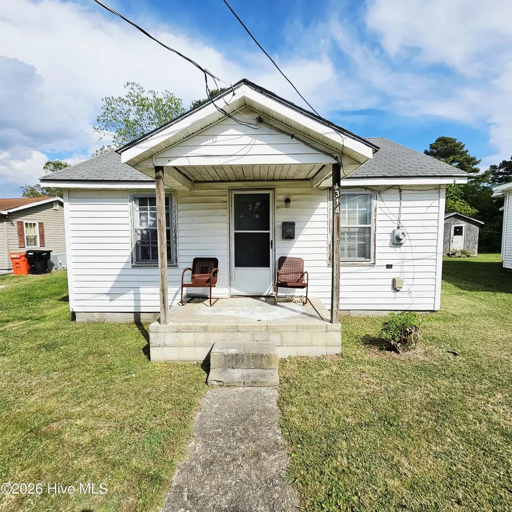 1314 Moore St