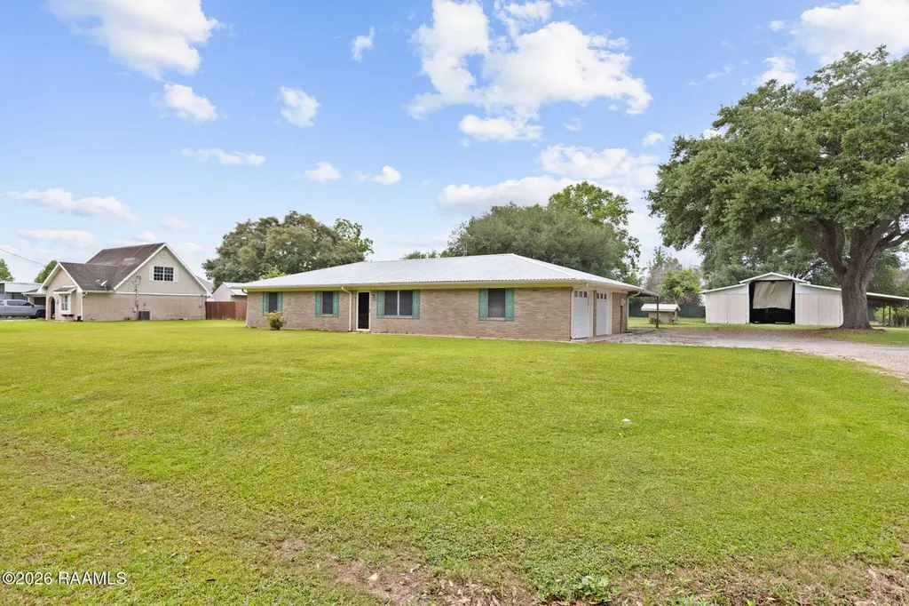 1116 Briar Patch