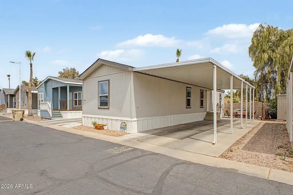 4400 W Missouri Ave #202