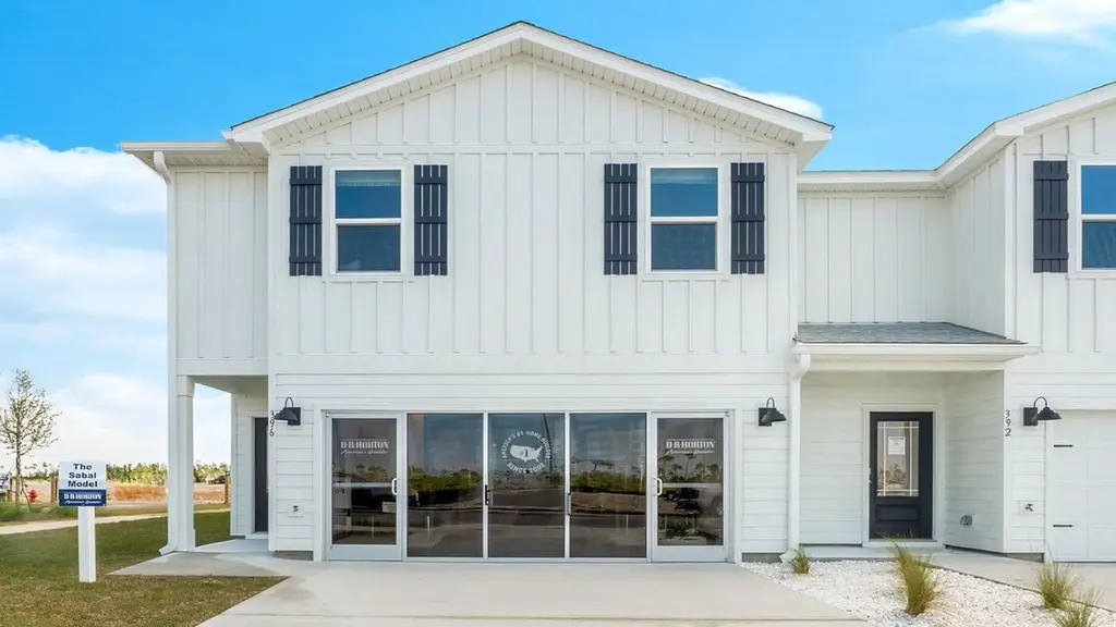 373 Salt Creek Ln