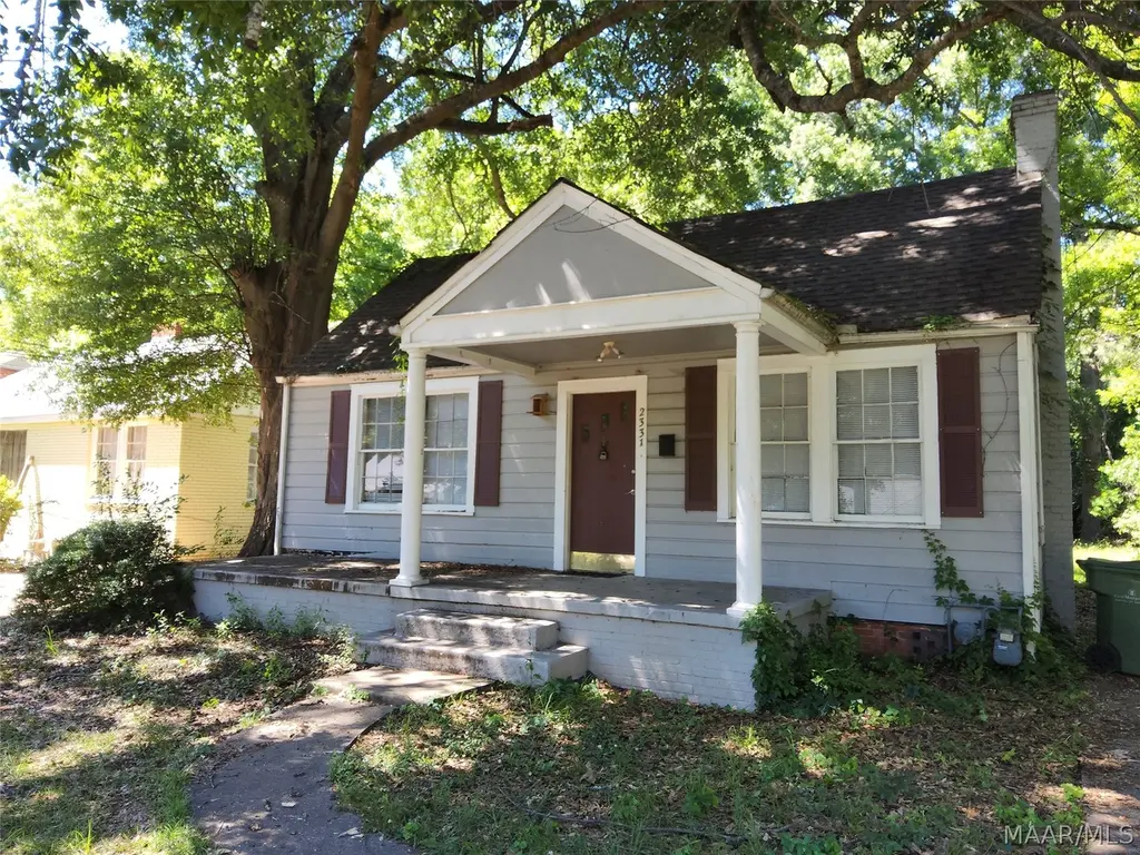 2331 Glendale Ave