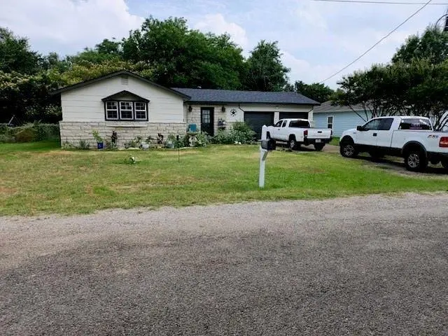1503 Lands End St